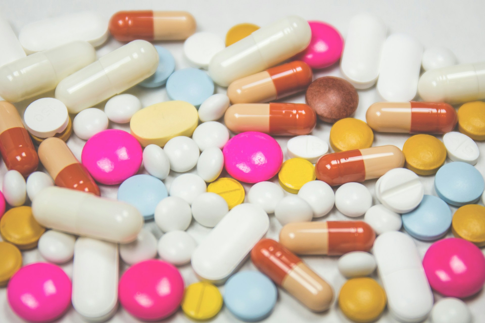 healthcare-insights-2 ../assets/images/Pharma-and-Chemicals-5.jpg